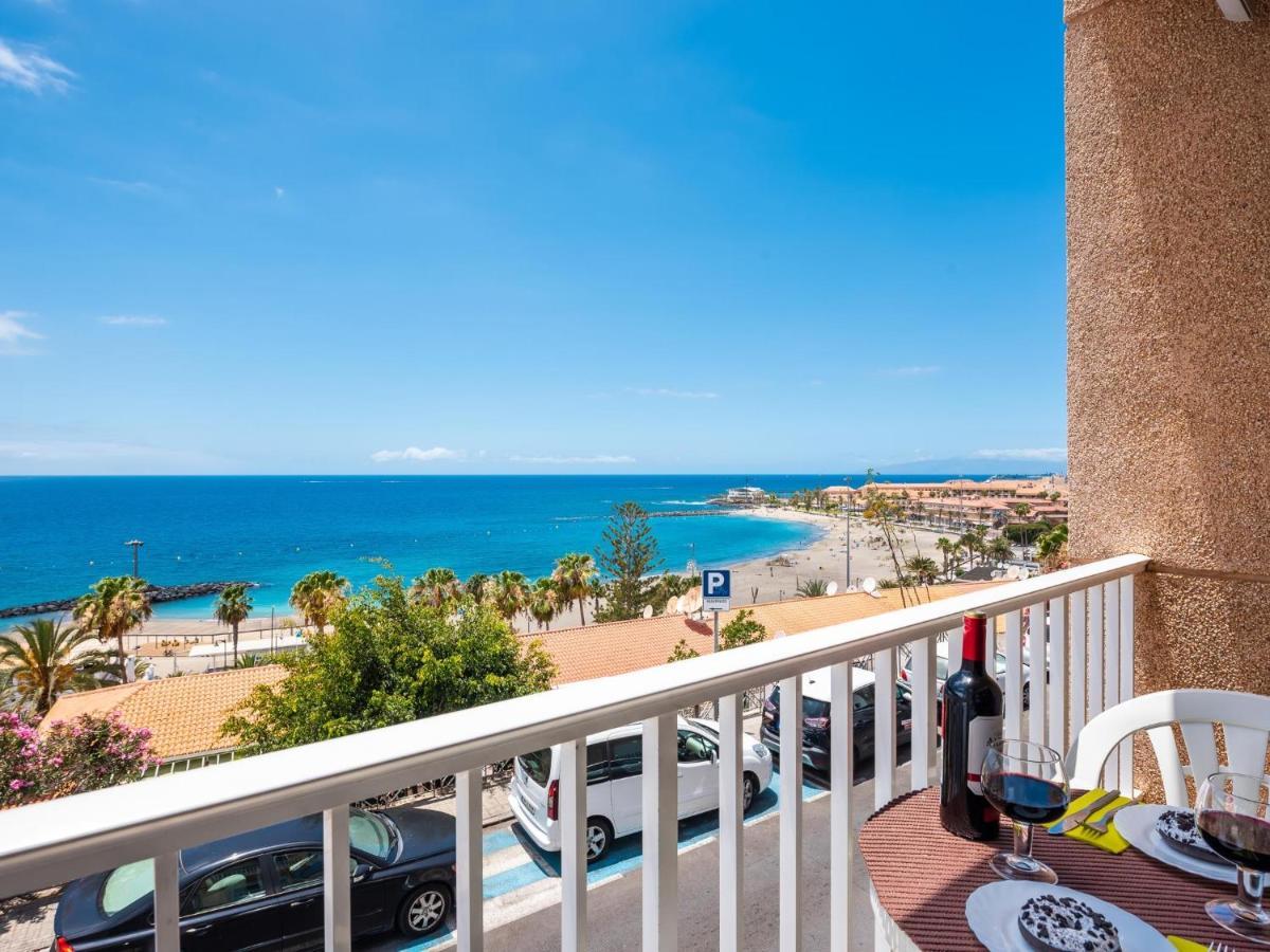 Апартаменты 1 1 Beautiful Seafront With Balcony And Wifi Лос Кристианос Экстерьер фото