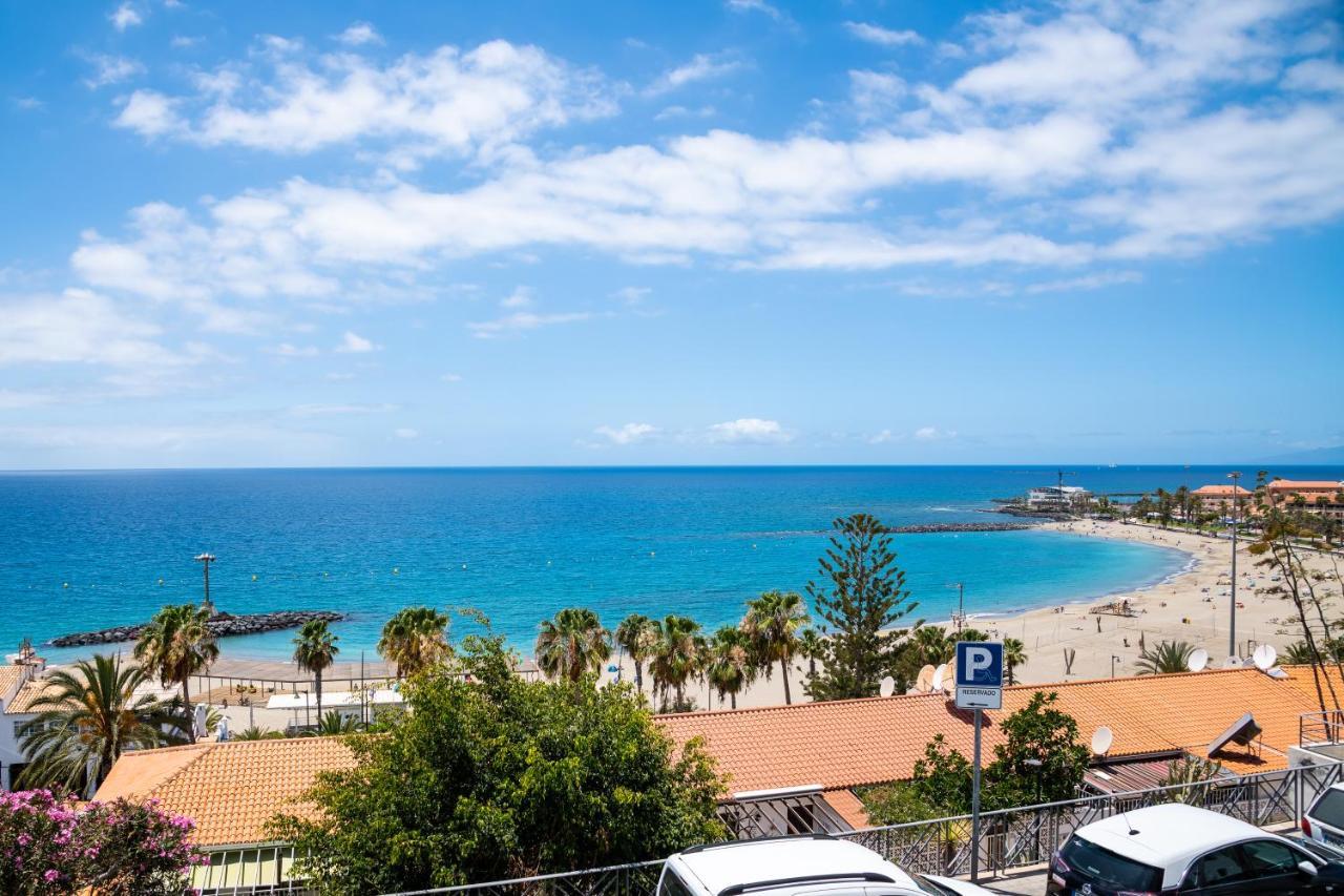Апартаменты 1 1 Beautiful Seafront With Balcony And Wifi Лос Кристианос Экстерьер фото
